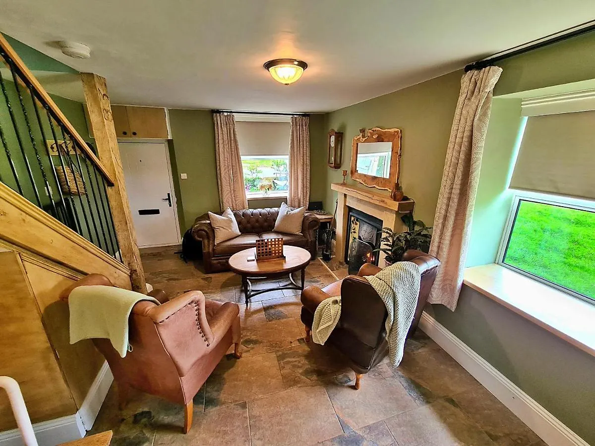 Finest Retreats - Ingleside Cottage ويتبي